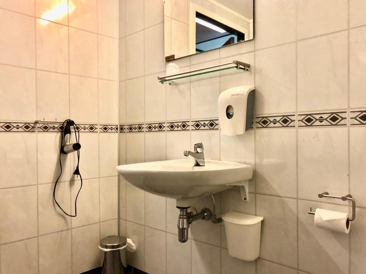 Ornes Hotell Exteriér fotografie
