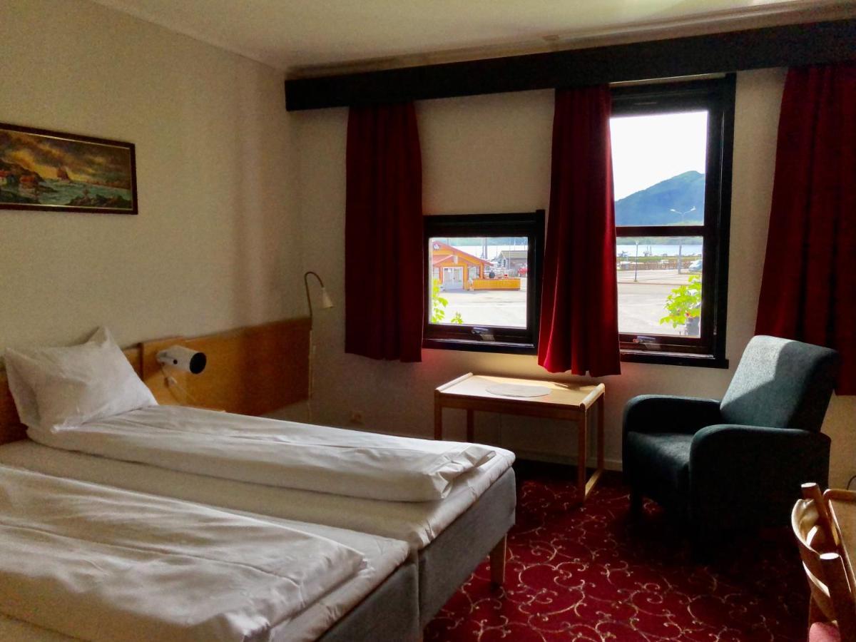 Ornes Hotell Exteriér fotografie